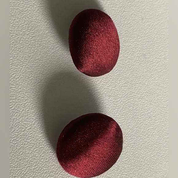 6 .5 inch Handmade burgundy satin buttons - Picture 6 of 6